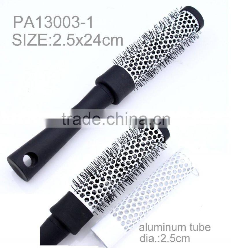 hair straightening brush with antistatic material
