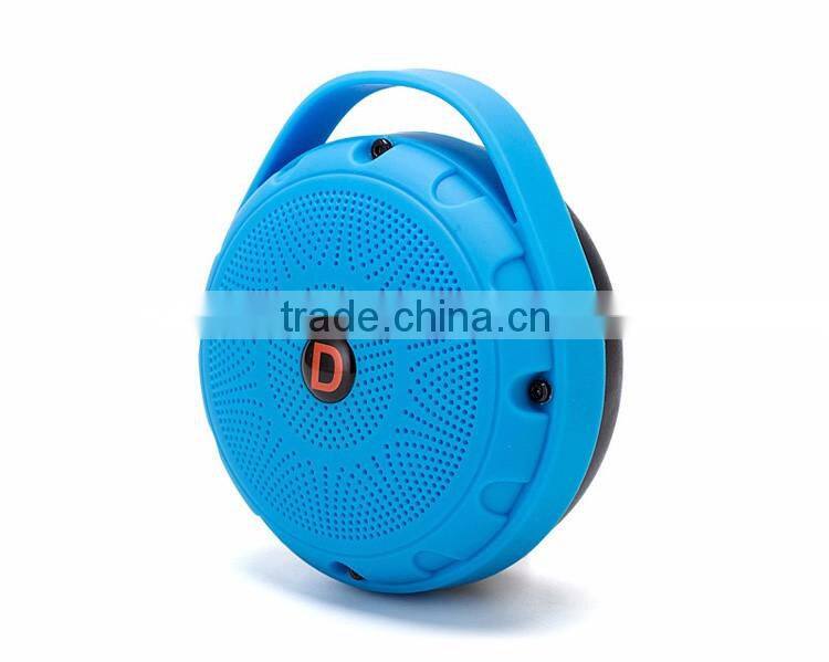 2016 new arrived wireless portable mini speaker with Handsfree Mic and FM Radio