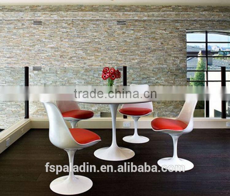 White Eero Saarinen Fiberglass Saarinen Tulip Table replica