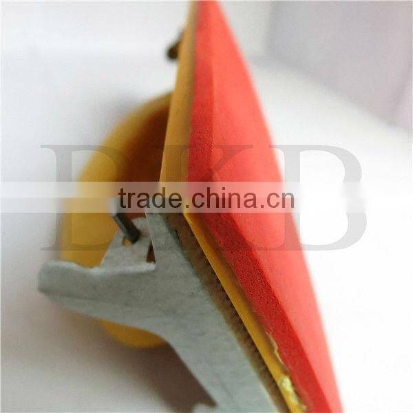 Abrasive emery cloth clamp with pp plastic handle