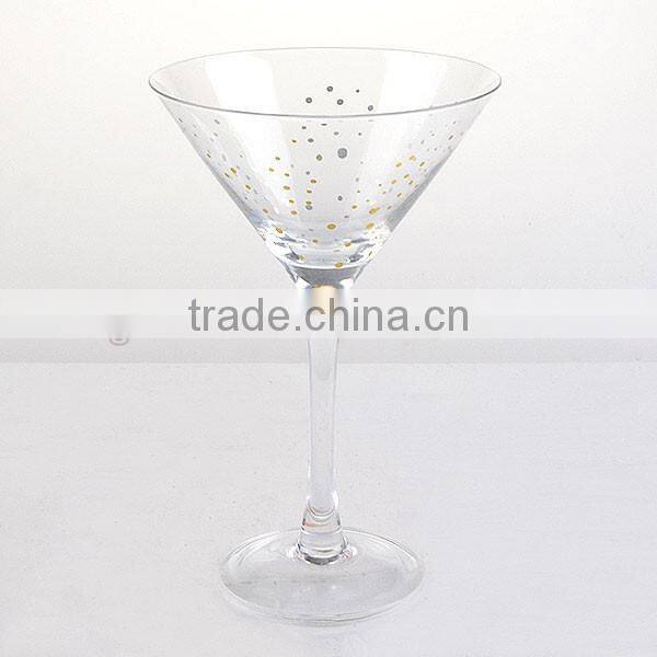 High quality wine glass set with gold decal