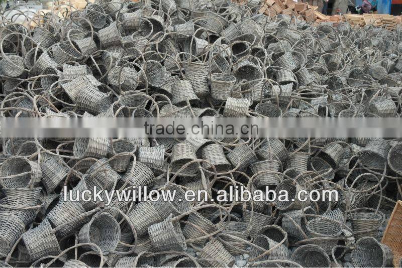 factory supply wicker flower basket with long handle