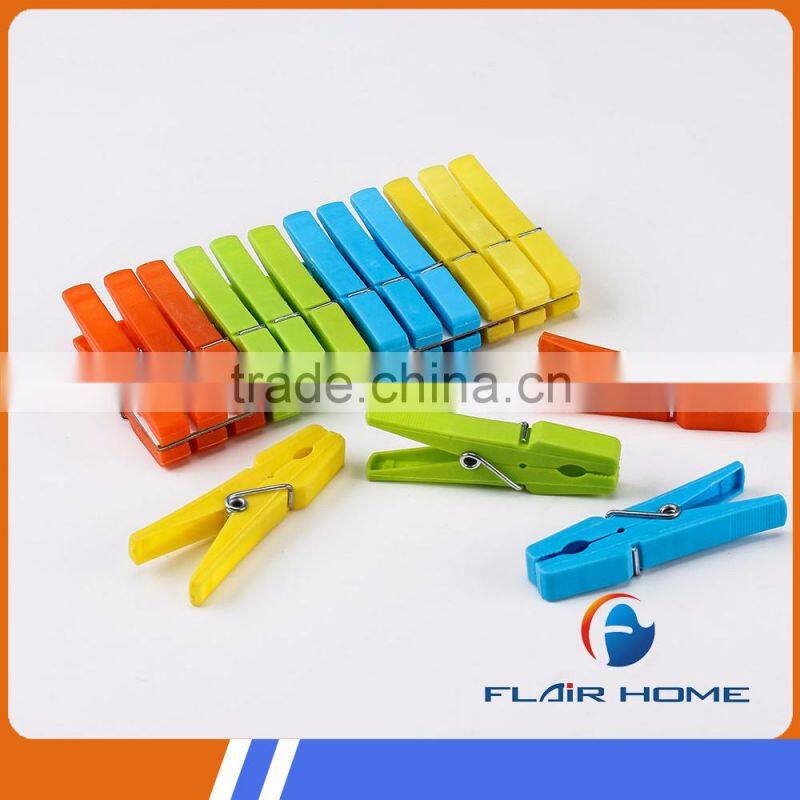 Factory direct supply professional plastic gloves clips