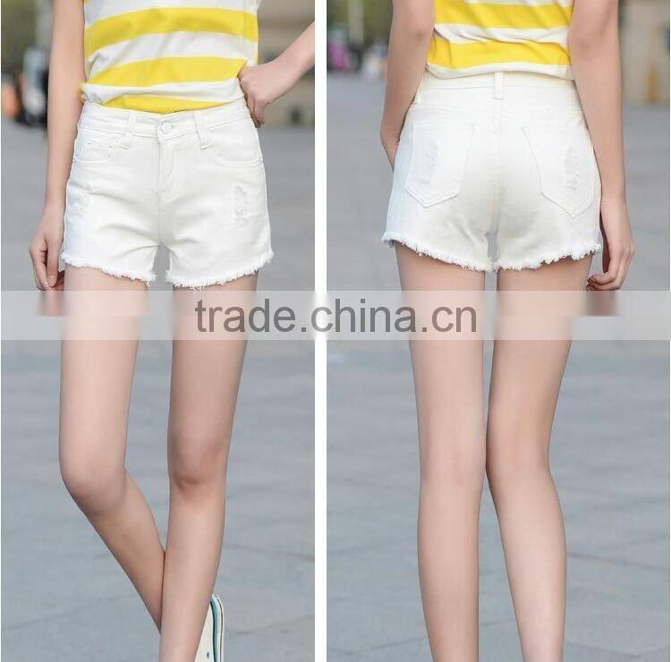 Hot Selling Summer White elegant burrs denim women teenager shorts