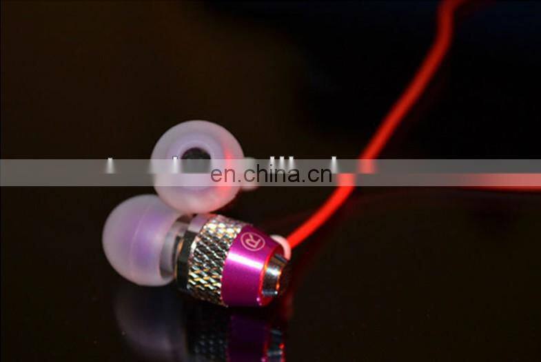 D9 High Quality Super Bass Metal Earphone With Micophone For Iphone