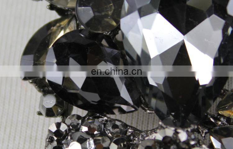 2017 elegant pins and not allergic rhinestone brooches