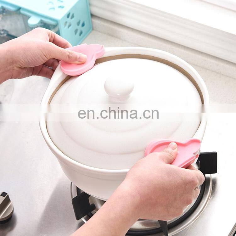 Butterfly creative kitchen silicone insulation against hot plate clip With magnet taken oven thickened protect hands take bowl