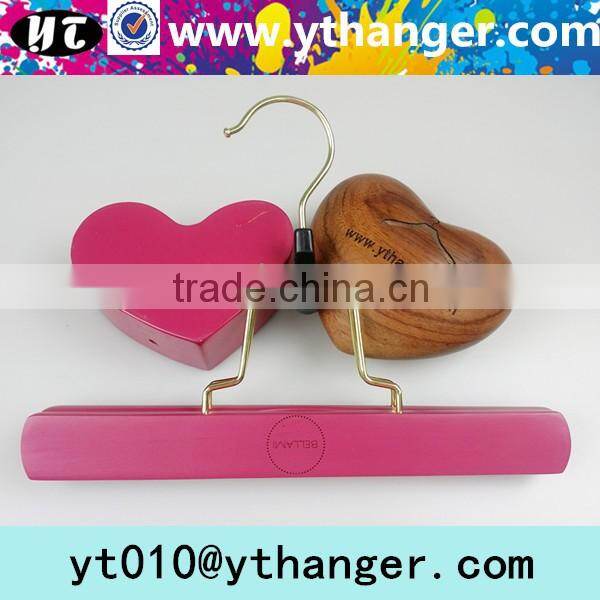 YY0457 high quality clips hair extension hangers with logo for shop wigs hanger