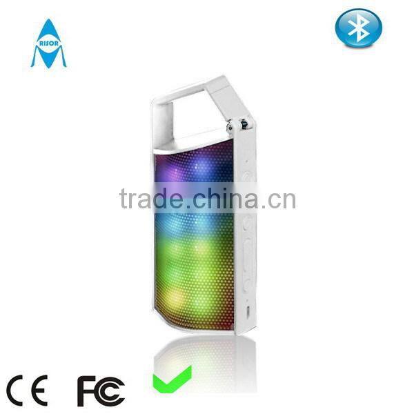 Contemporary latest plscticactive speaker with fm radio