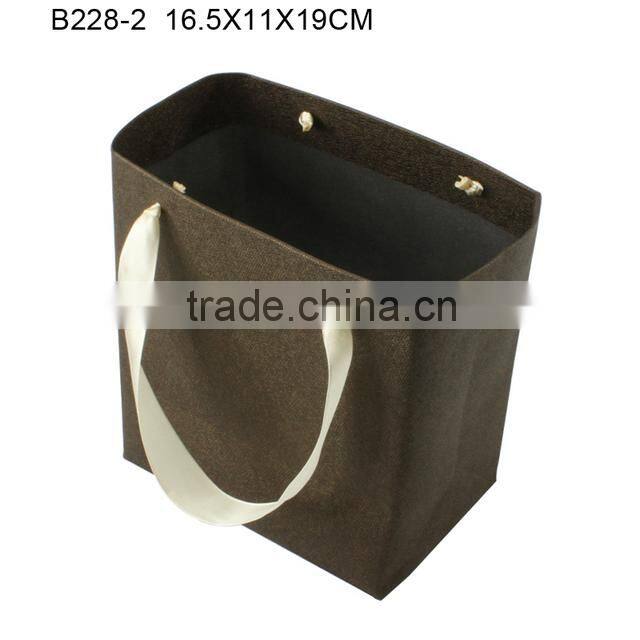 Customized Elegant Art Paper Jewelry Bag for Jewelry Box with Silk Ribbon Manufacturers China B228-3