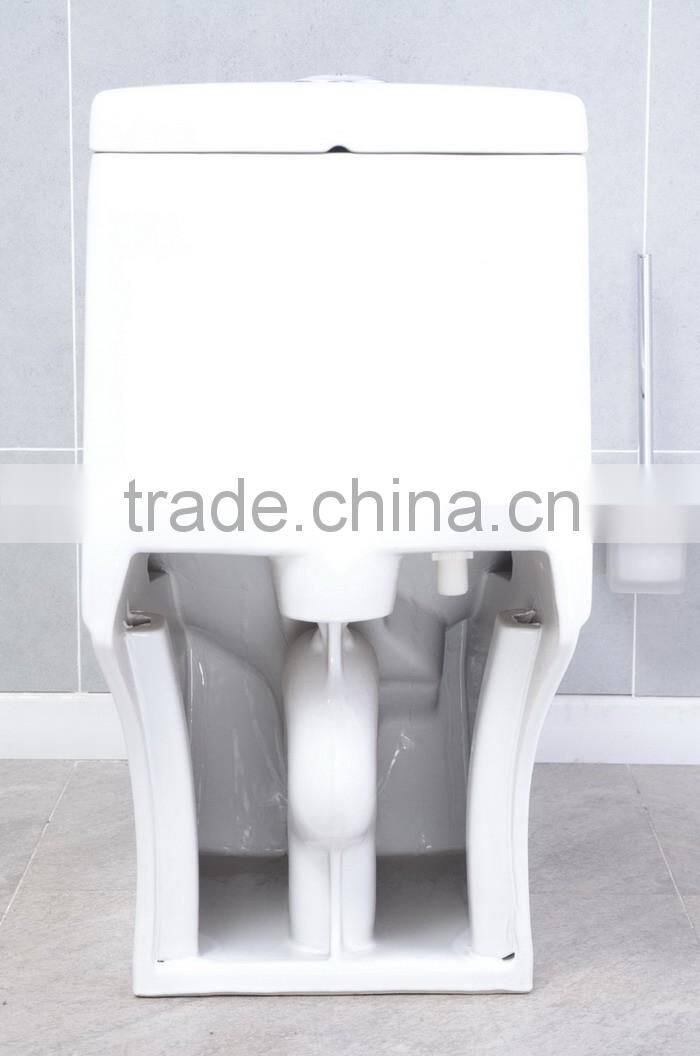 Super water saving ceramic toilet with S-trap, jet siphonic type