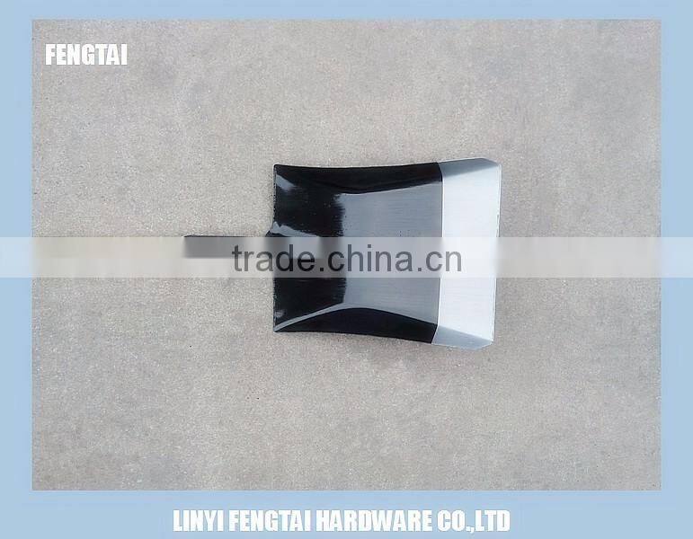 Cheap Price S501Square Wooden Handle Steel Shovel