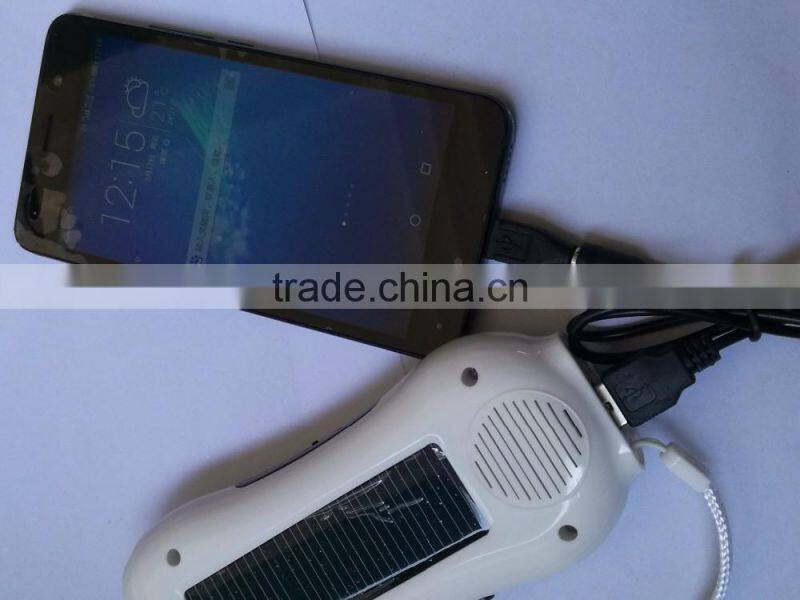 Hot Sales Portable Solar Multifucational Wireless Radio With Power Bank and Light