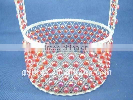 Round white wire decorative with red bead natural baskets