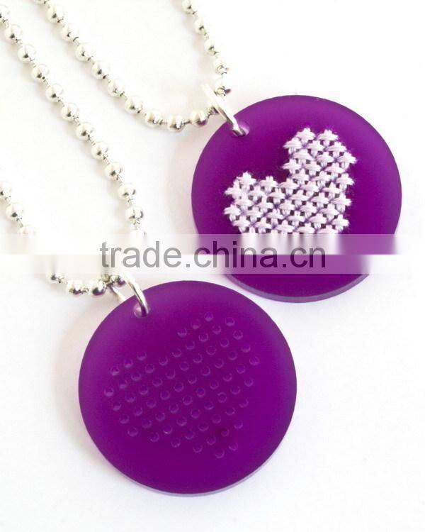 high quality metal hanging heart shaped wall decoration gifts for valentine wedding manufacturer in China OEM ODM