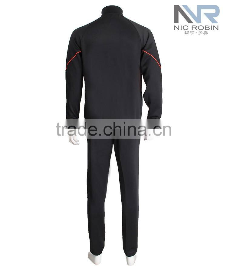 2016 Fashion Man Training Wear Men Sport Suit with OEM ODM Service