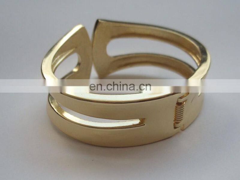 Low Price High Quality Custom Beautiful Bracelet/Hand Catenary