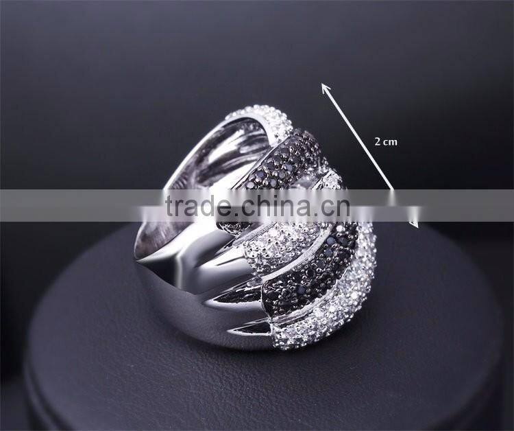 Wholesale Jewelry Smart Chunky Style Look Cubic Zirconia Black White CZ Party Ring