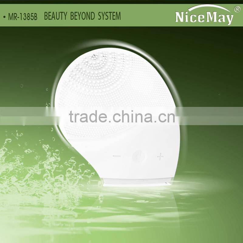 mini silicon facial massager brush rechargeable