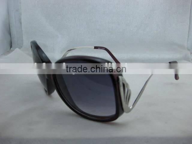 Many sunglasses (Welcome to customize)