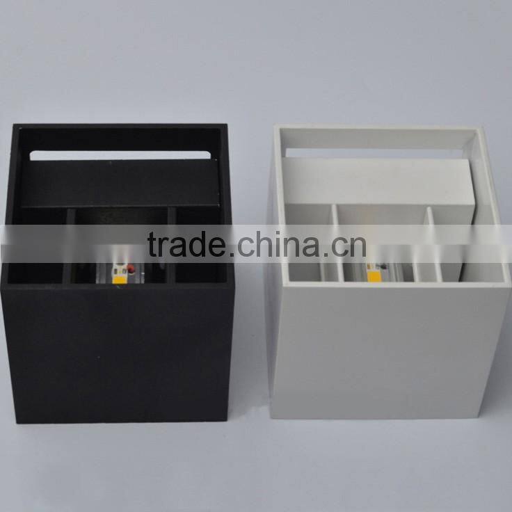 2015 NEW CE RoHS SIMPLE waterproof IP65 modern outdoor wall lamp