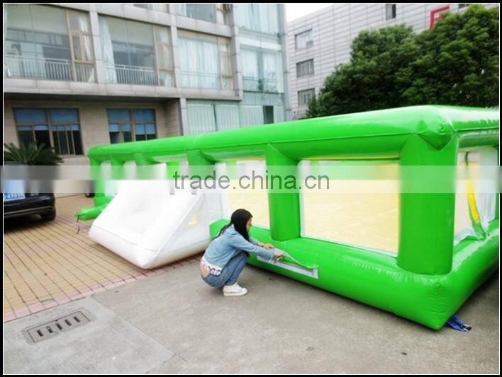 2015 inflatable football field/ inflatable soap soccer games