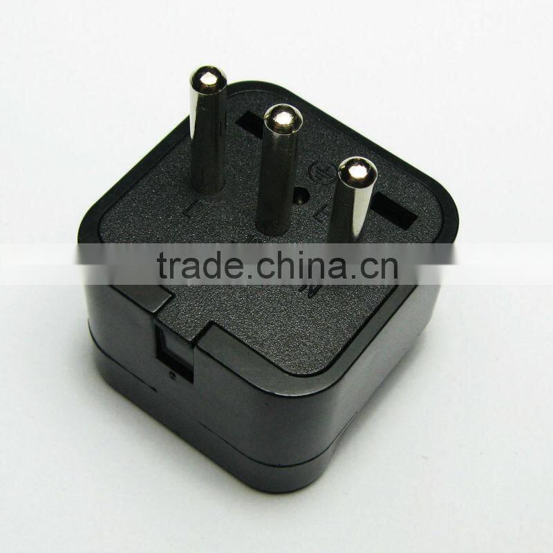 New products 2016 Unviersal socket to Italy Uruguay 3 pin travel adapter adaptor plug with socket CE Rohs