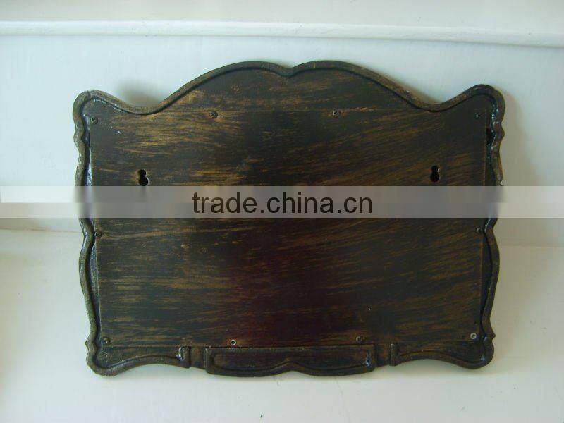 classical walll mount mailbox