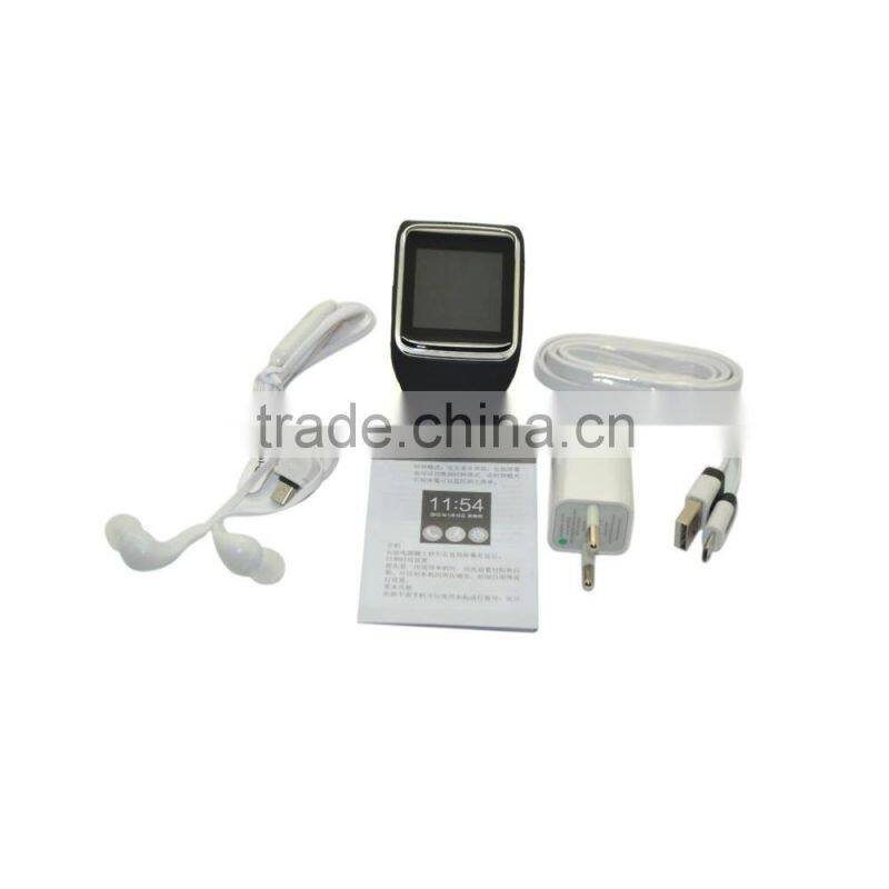 2015 hot selling 1.54inch GSM touch screen smart watch phone