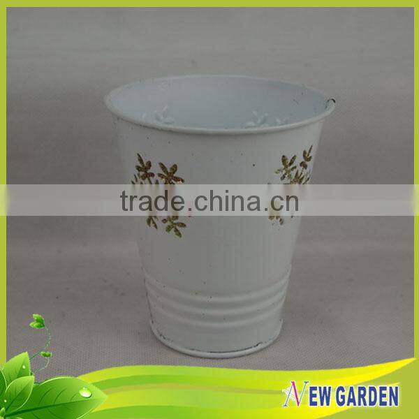 Wholesale large chinease beautiful pot in iron from balcony
