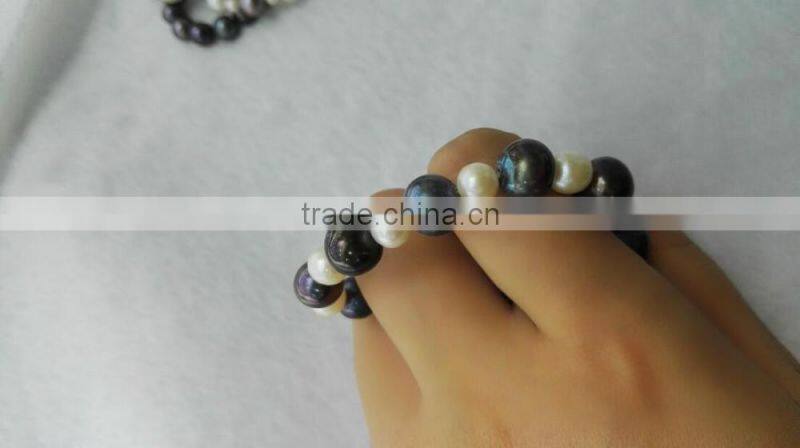 hot selling 3-4mm white and 8-9mm black freshwater pearl bracelet