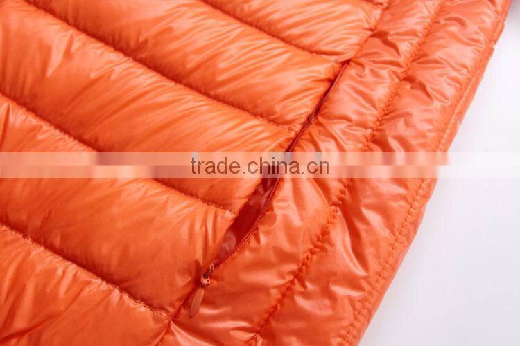 2016 OEM Fashion ultra light winter nylon down jackets / winter down jacket man /man down jackets with a bag