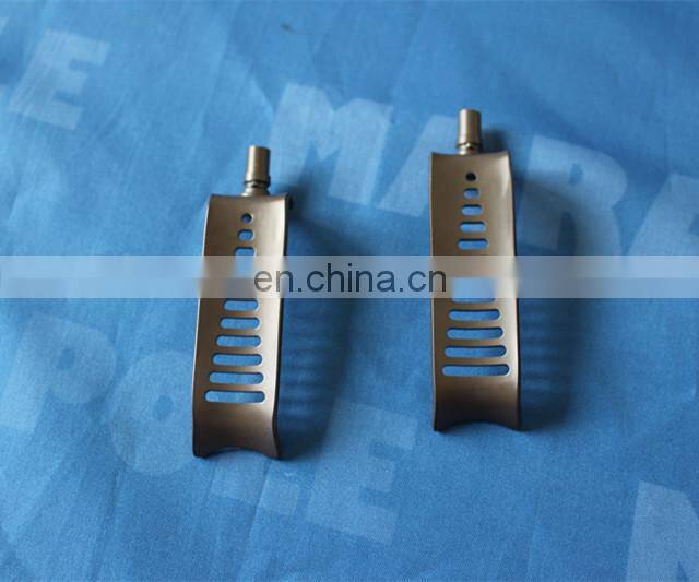 LUMBAR RETRACTOR, Distractor of pedicle screw Spine fixation