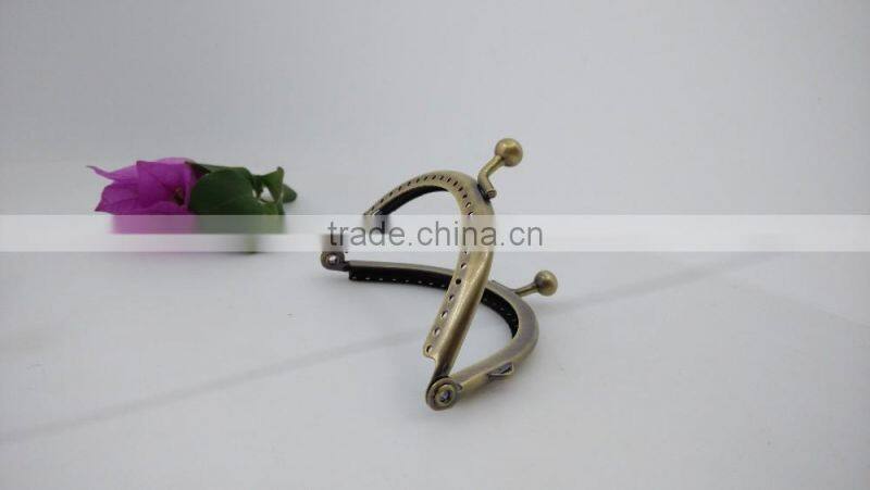 Ladies' fashion metal purse handbag sewing frame with kiss lock