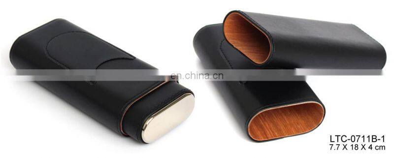 Travel leather cigar case with cutter leather cigar case stainless steel bottom and lid