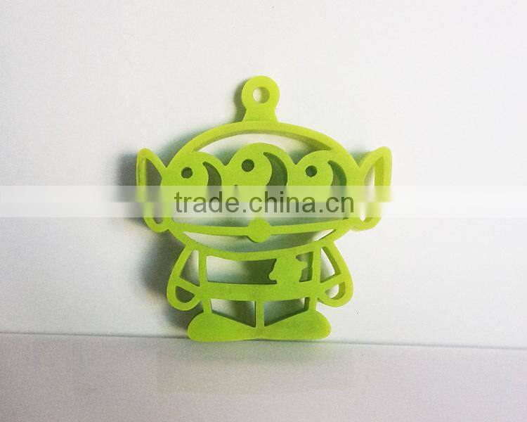 2015 Particular small silicone keychains/ charms pendants/ Pierced pendants