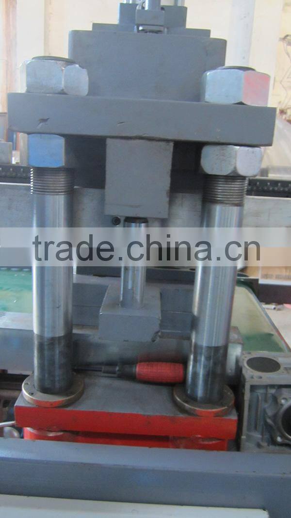 servo motor control plastic thermoforming PP plastic lid cover machine