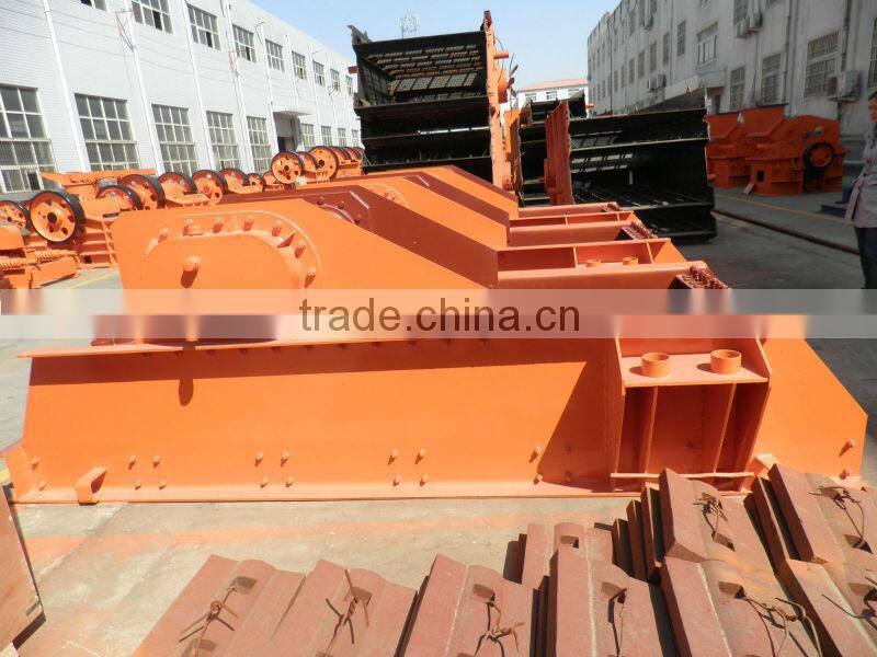 2014 Great demand in Malaysia/India/Peru mining equipment stone crushing plant vibrating hopper feeder/vibrating feeder