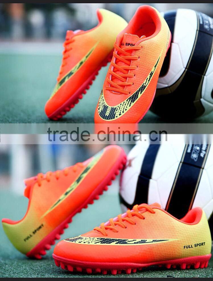 Hot Selling Soccer Shoes New Cool Breathable Men Football Shoe