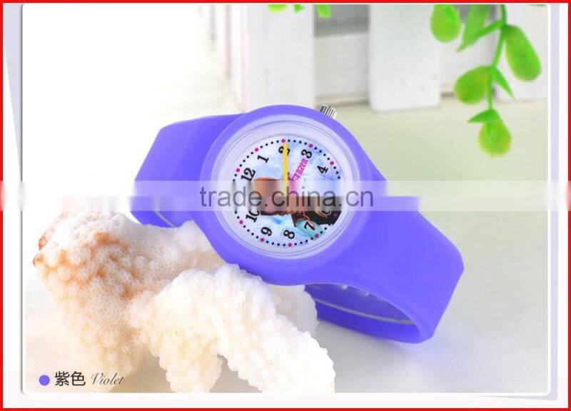 Communication with kids cell phone watch