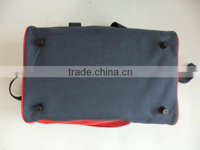 2014 china alibaba cheap Fashion 600D sport travel bag/sports bag/600D polyester duffel bag