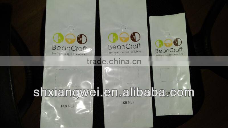 Quad sealed Coffee bags with degassing valves