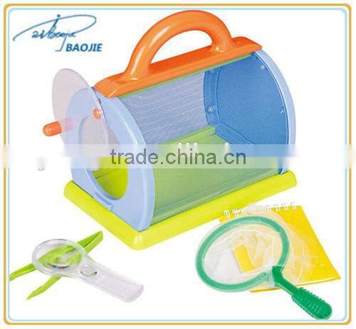 New design colorful plastic insect cage handle plastic box for children carrying