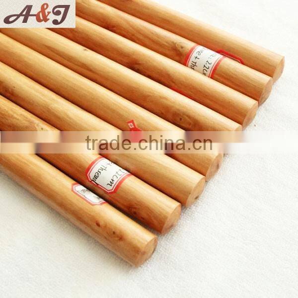 Smooth wooden mop rod for cleaning products