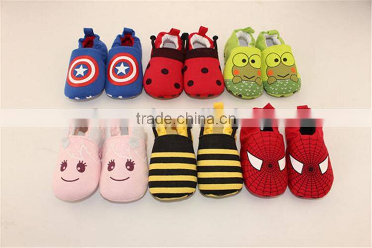 Adorable bettle pattern cotton baby booties