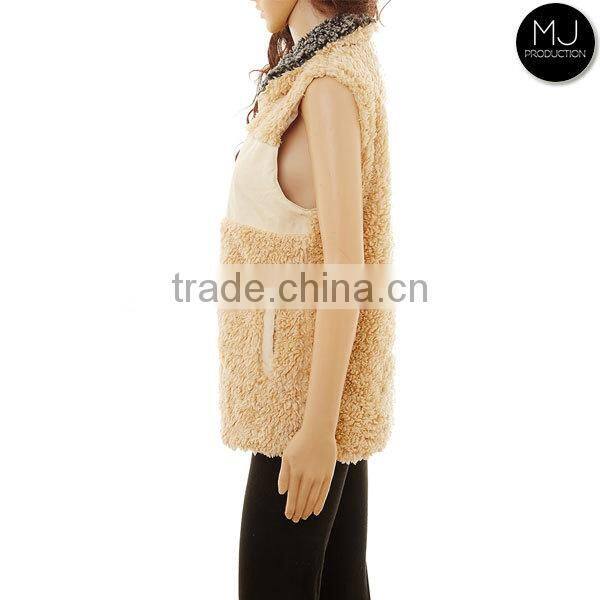 Wholesale girls plain sleeveless winter faux fur warm fur monogrammed sherpa fleece women vest with zipper and pocket
