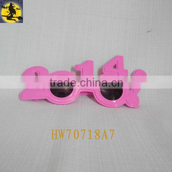 Hot Sale Red Plastic Fashion New Year Sunglasses