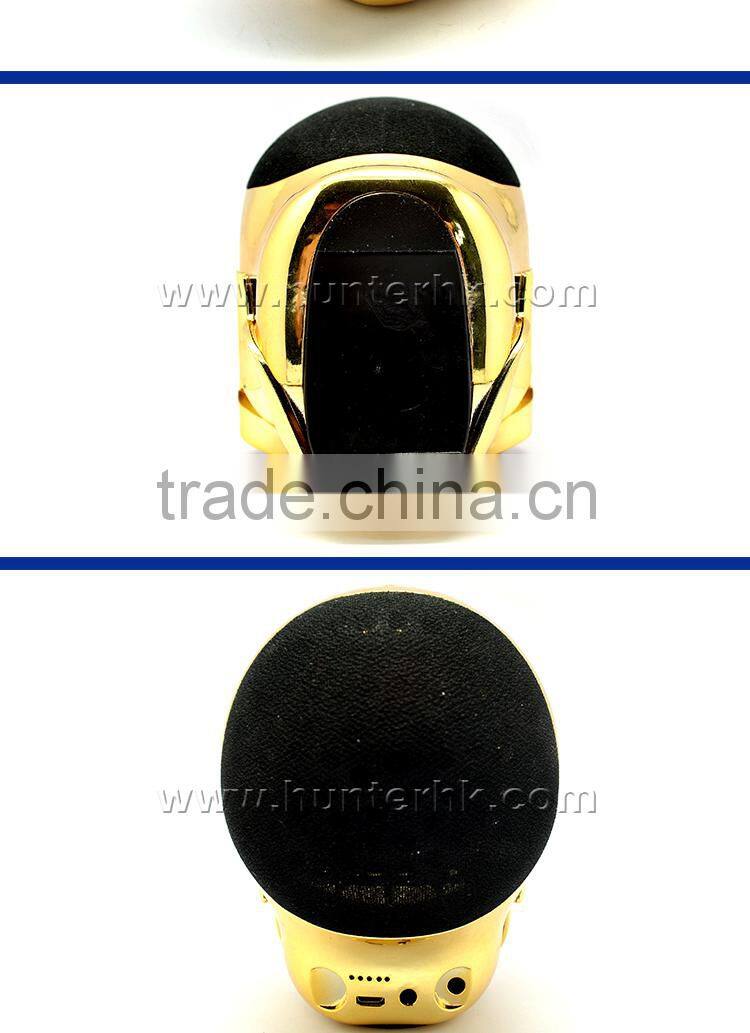 Christmas Season Skull Head Shape Bluetooth Speaker