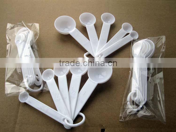 2016 CUSTOM print 4pcs cheap Plastic Measuring Spoon