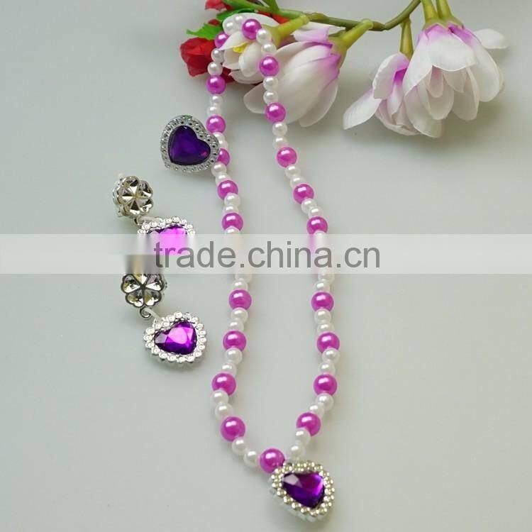 Acrylic diamond love pendant necklace&earring sets for kids promonital gifts